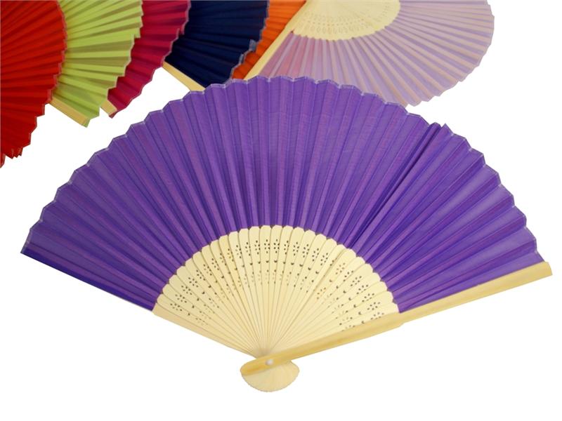 folding fans 11 romantic and whimsical wedding decorations you can get for really cheap online