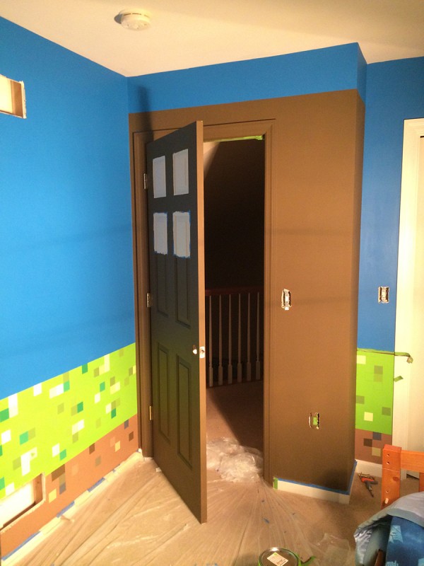 The Epic Creation of a Minecraft Bedroom door