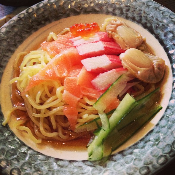 hiyashi chuka